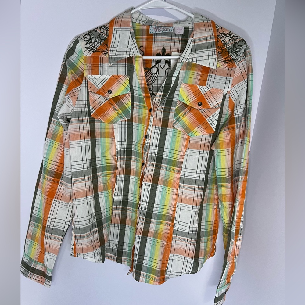 Pink Cattlelac Women’s Button Down Pearl Snap Size Medium